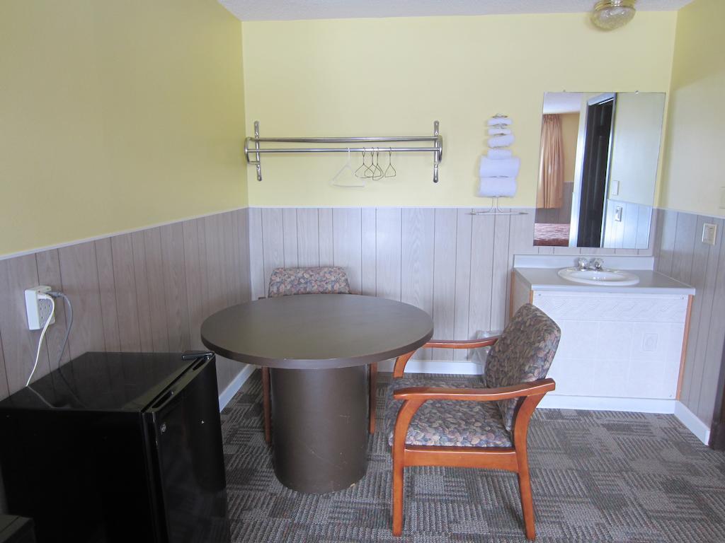 Cloud 9 Motel Sioux Falls Exterior photo