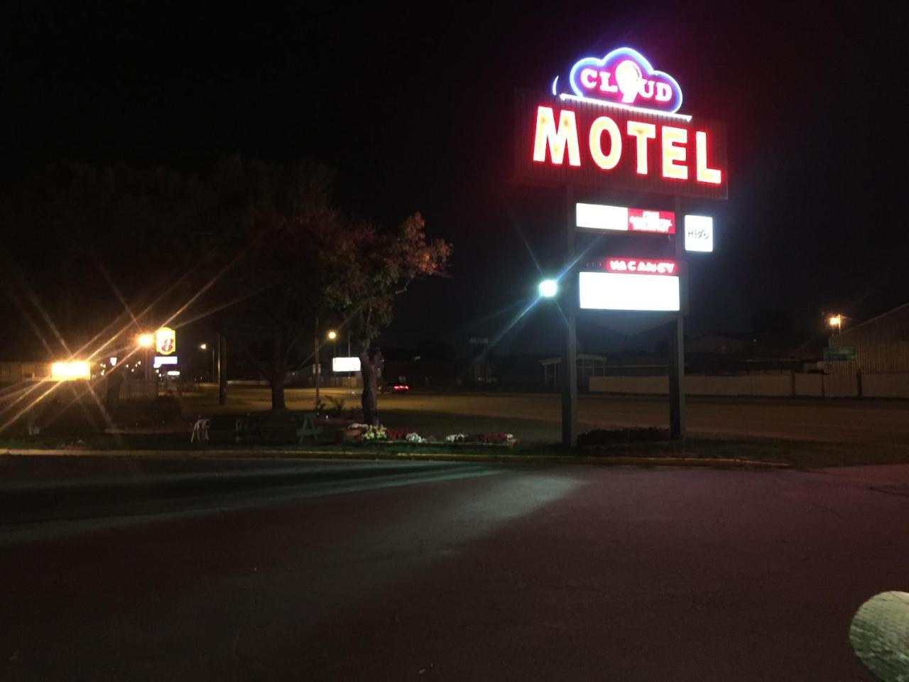 Cloud 9 Motel Sioux Falls Exterior photo